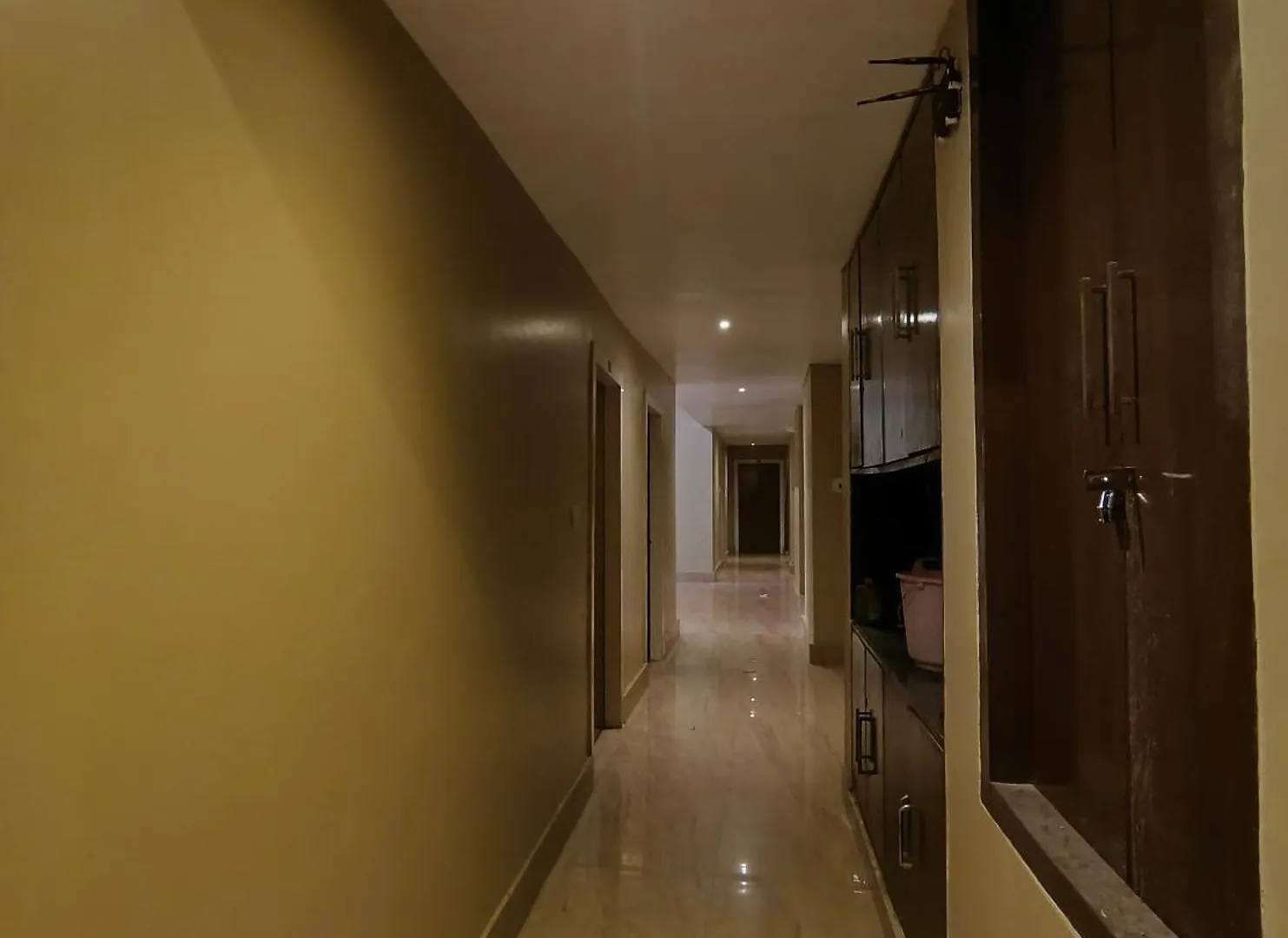 **** Hotel Varanasi Palace - Near Kashi Vishwanath Temple With Parking India